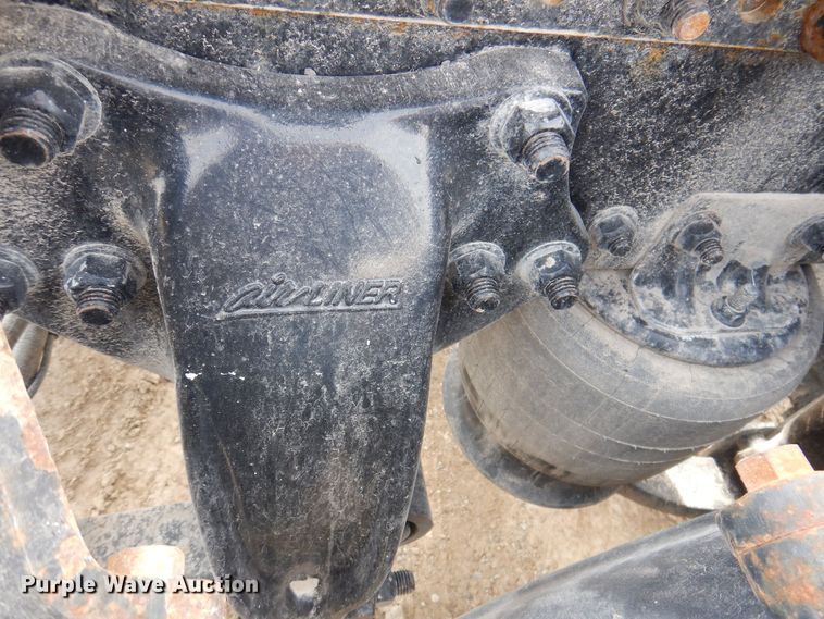 image for item MO9598 2020 Western Star 4700SB  semi truck