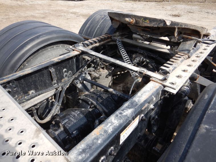 image for item MO9598 2020 Western Star 4700SB  semi truck