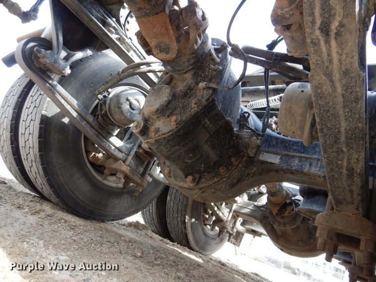 image for item MO9598 2020 Western Star 4700SB  semi truck