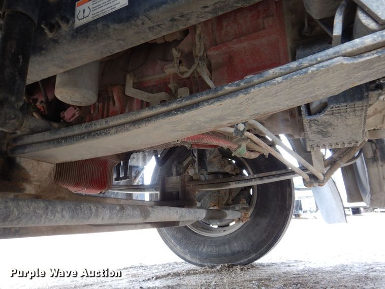 image for item MO9598 2020 Western Star 4700SB  semi truck