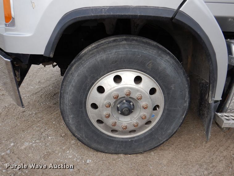 image for item MO9598 2020 Western Star 4700SB  semi truck