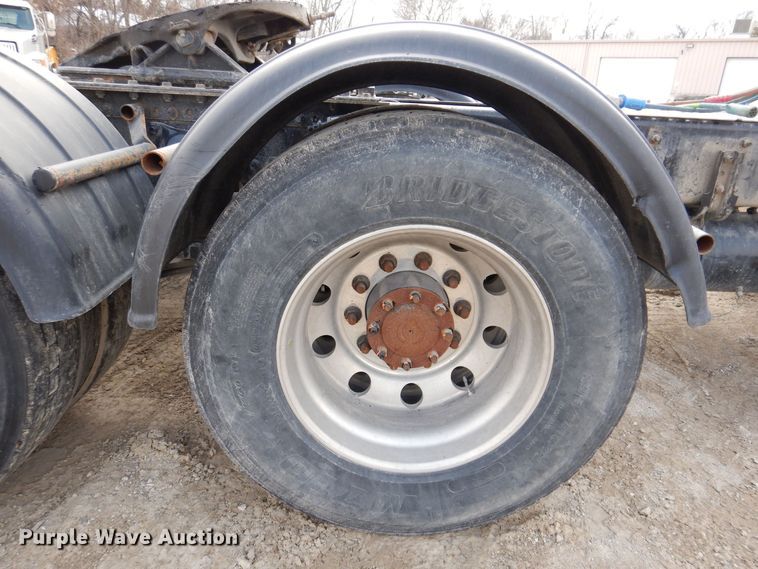 image for item MO9598 2020 Western Star 4700SB  semi truck