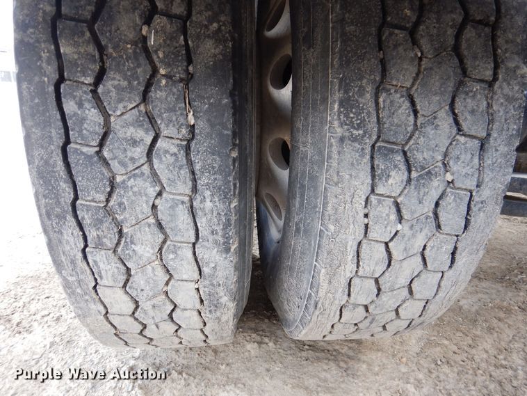 image for item MO9598 2020 Western Star 4700SB  semi truck