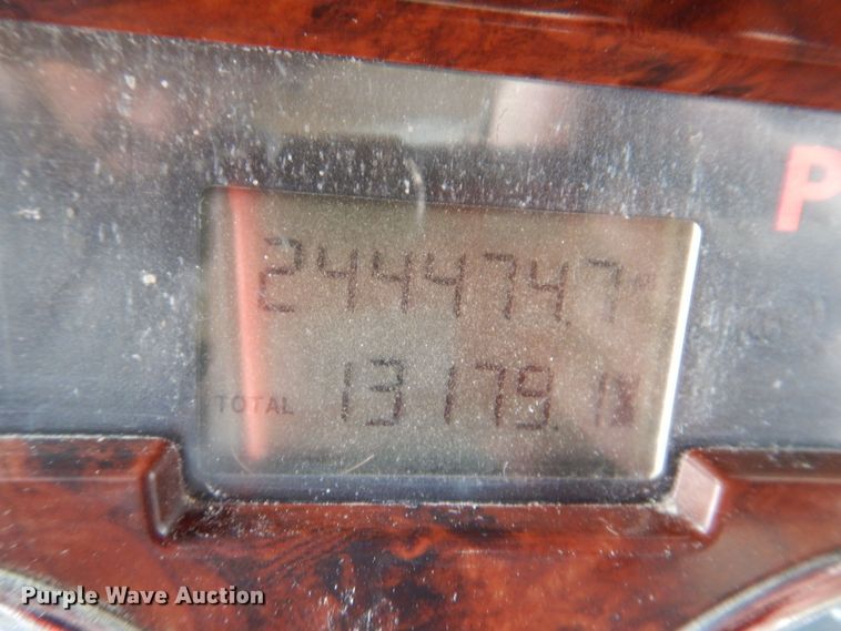 image for item MO9599 2006 Mack Granite  semi truck