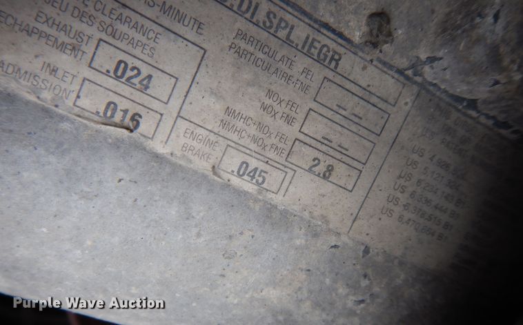 image for item MO9599 2006 Mack Granite  semi truck