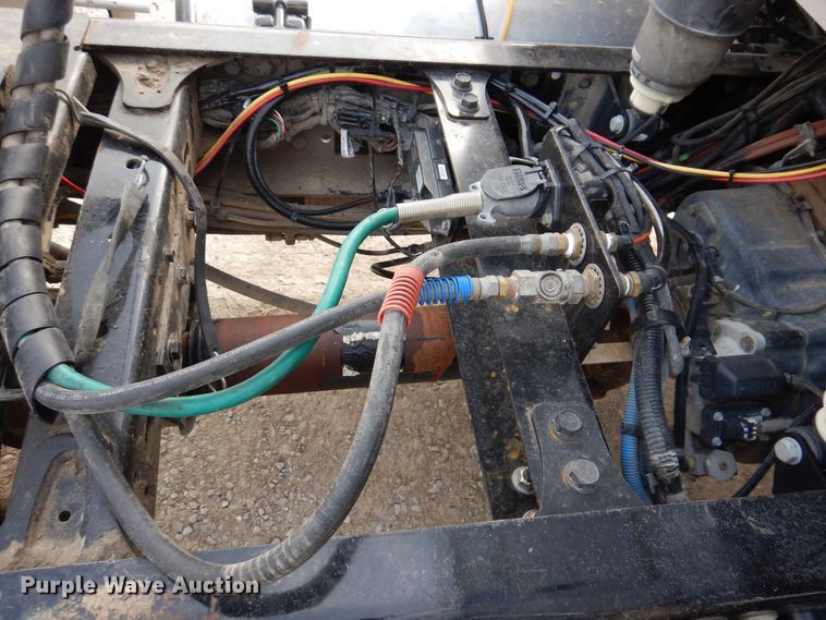 image for item MO9600 2020 Western Star 4700SB  semi truck