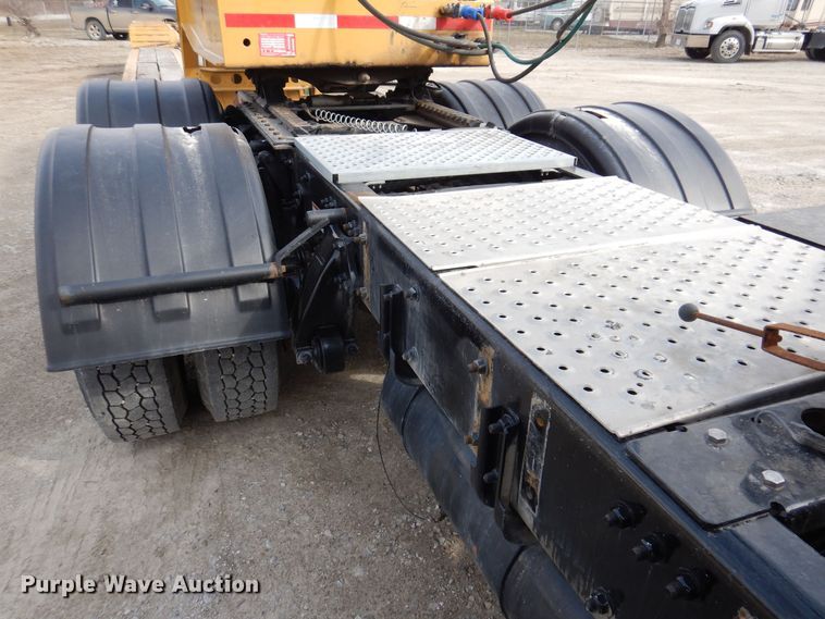 image for item MO9600 2020 Western Star 4700SB  semi truck