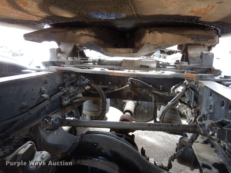 image for item MO9600 2020 Western Star 4700SB  semi truck