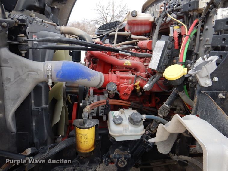 image for item MO9600 2020 Western Star 4700SB  semi truck