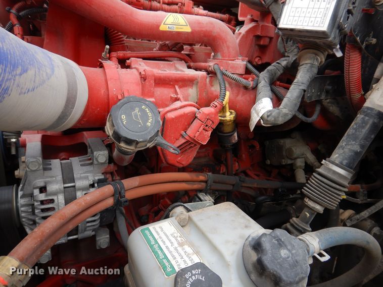 image for item MO9600 2020 Western Star 4700SB  semi truck