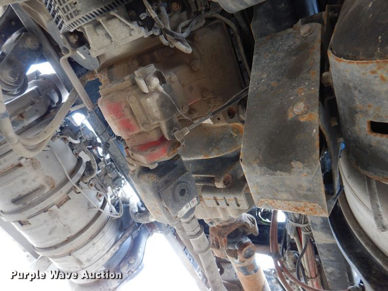 image for item MO9600 2020 Western Star 4700SB  semi truck