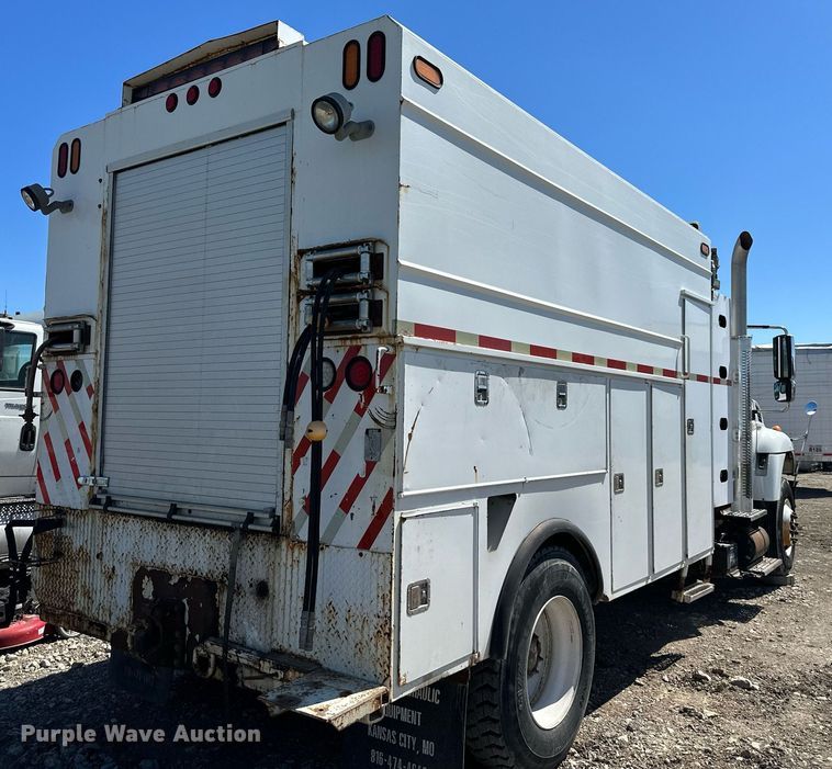 image for item MW9352 2009 International WorkStar 7300  utility / service truck