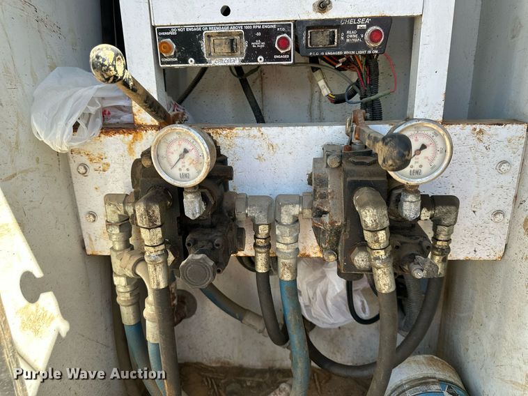 image for item MW9352 2009 International WorkStar 7300  utility / service truck