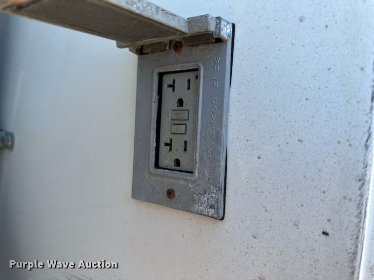 image for item MW9352 2009 International WorkStar 7300  utility / service truck