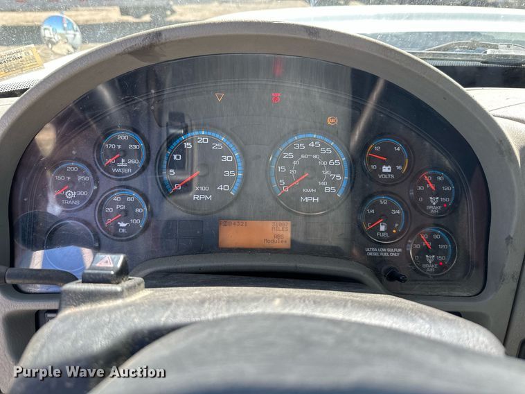 image for item MW9352 2009 International WorkStar 7300  utility / service truck