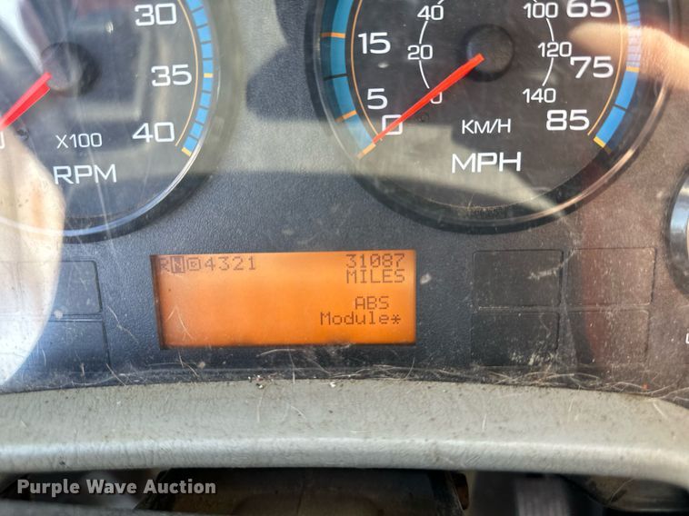 image for item MW9352 2009 International WorkStar 7300  utility / service truck