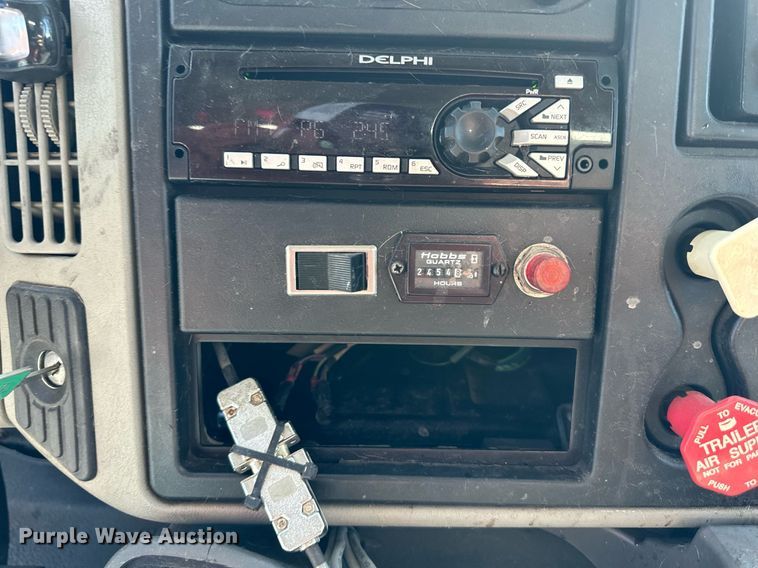 image for item MW9352 2009 International WorkStar 7300  utility / service truck