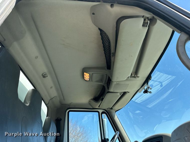 image for item MW9352 2009 International WorkStar 7300  utility / service truck