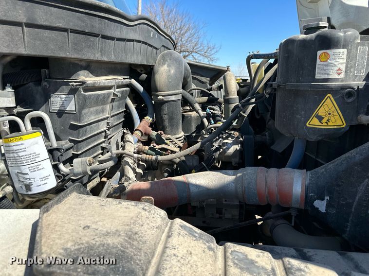 image for item MW9352 2009 International WorkStar 7300  utility / service truck