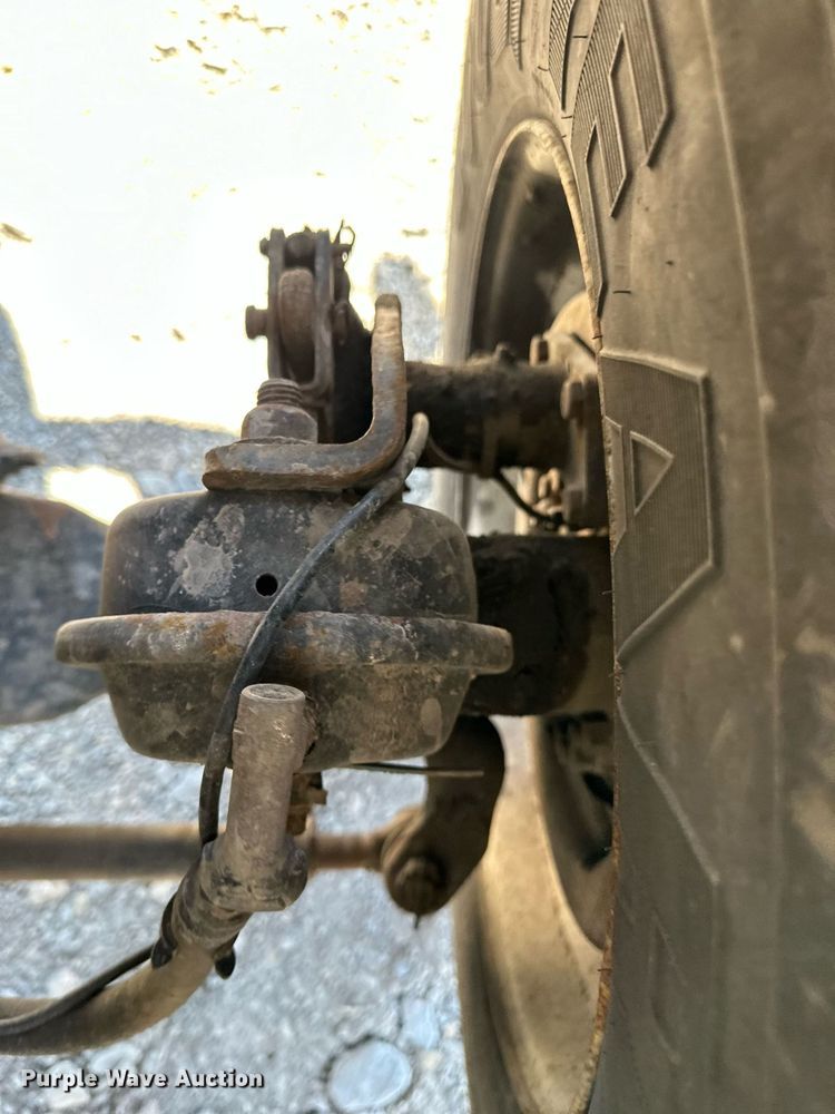 image for item MW9352 2009 International WorkStar 7300  utility / service truck