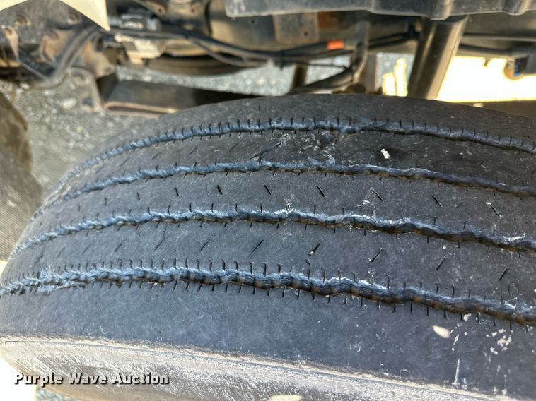 image for item MW9352 2009 International WorkStar 7300  utility / service truck