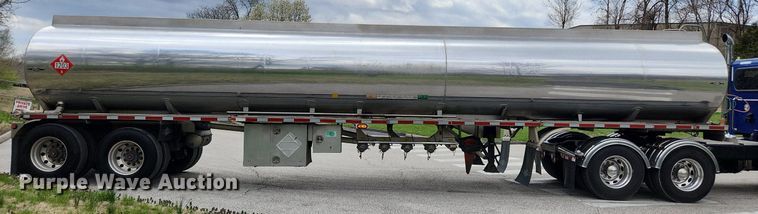 image for item MW9614 2003 Beall Bast-95-4SB  tank trailer