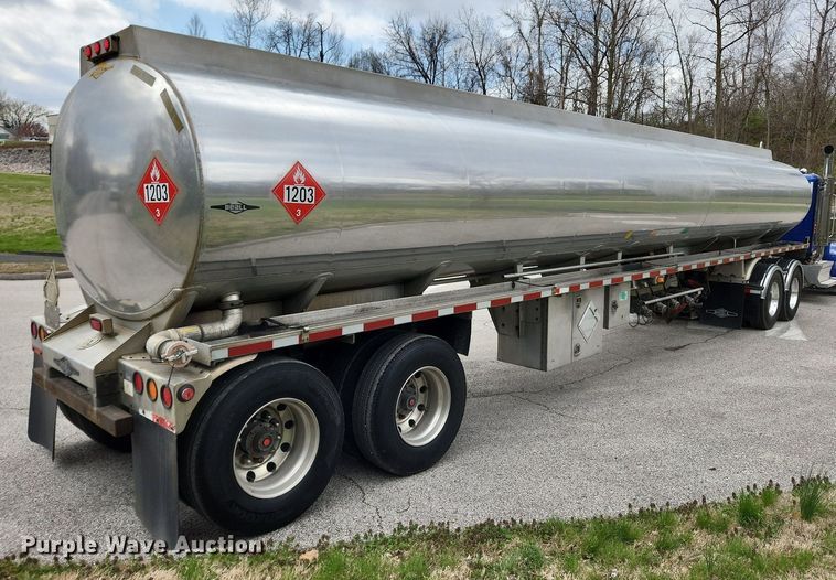 image for item MW9614 2003 Beall Bast-95-4SB  tank trailer