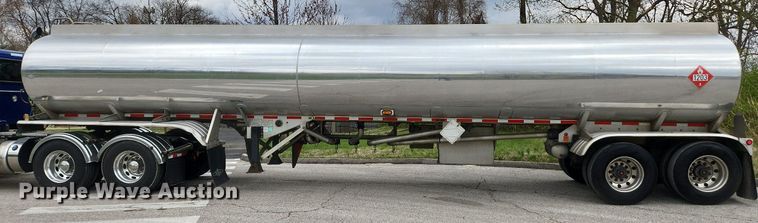image for item MW9614 2003 Beall Bast-95-4SB  tank trailer