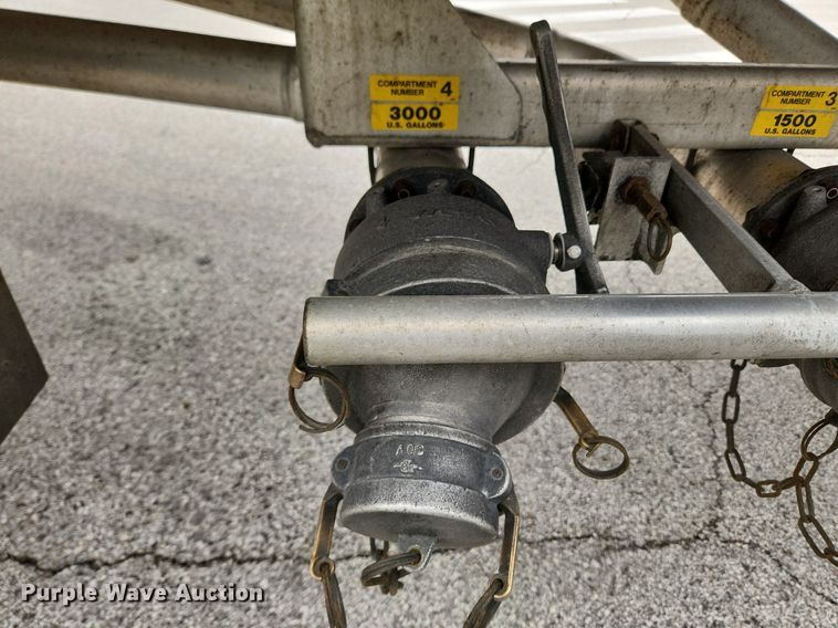 image for item MW9614 2003 Beall Bast-95-4SB  tank trailer