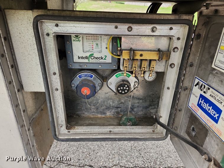 image for item MW9614 2003 Beall Bast-95-4SB  tank trailer