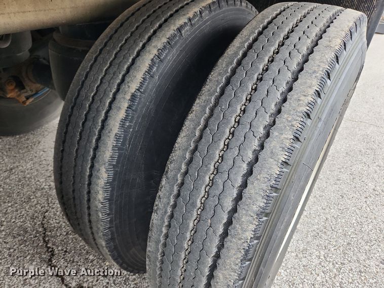 image for item MW9614 2003 Beall Bast-95-4SB  tank trailer