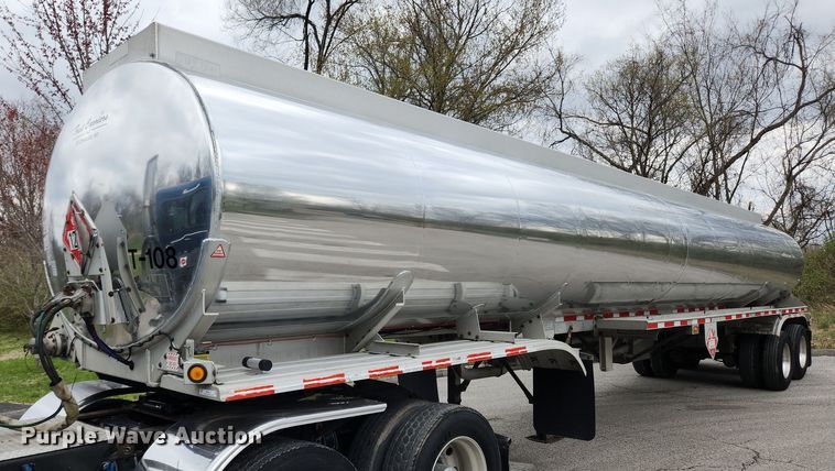 image for item MW9615 2007 LBT TAG-HA2-ESF9500X4DB  tank trailer