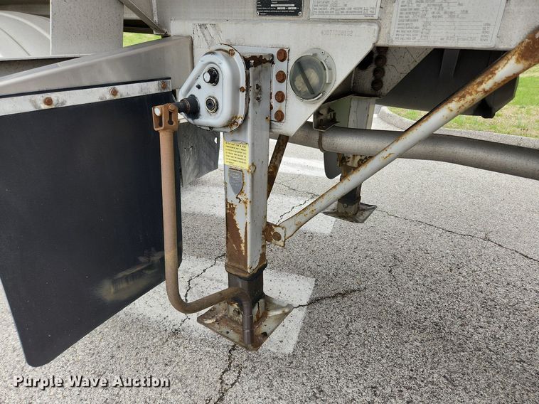 image for item MW9615 2007 LBT TAG-HA2-ESF9500X4DB  tank trailer