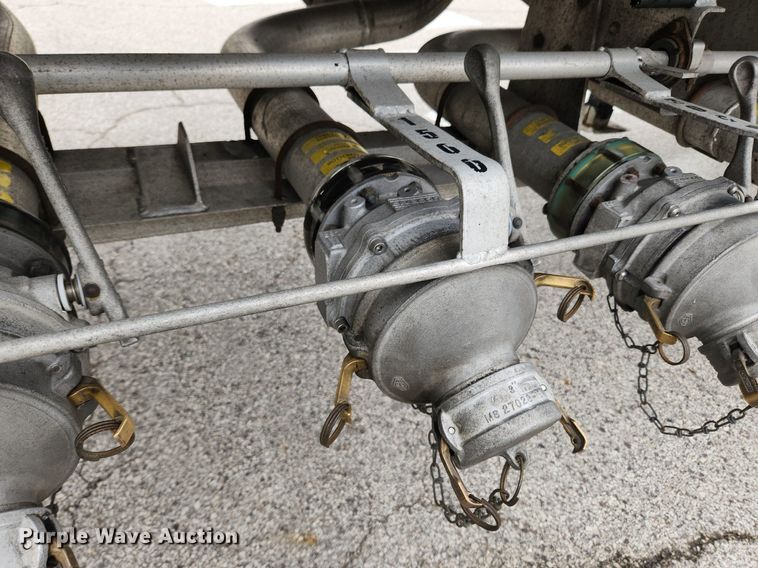 image for item MW9615 2007 LBT TAG-HA2-ESF9500X4DB  tank trailer