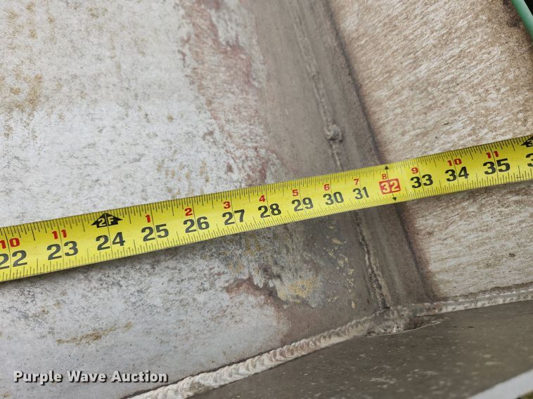 image for item MW9615 2007 LBT TAG-HA2-ESF9500X4DB  tank trailer