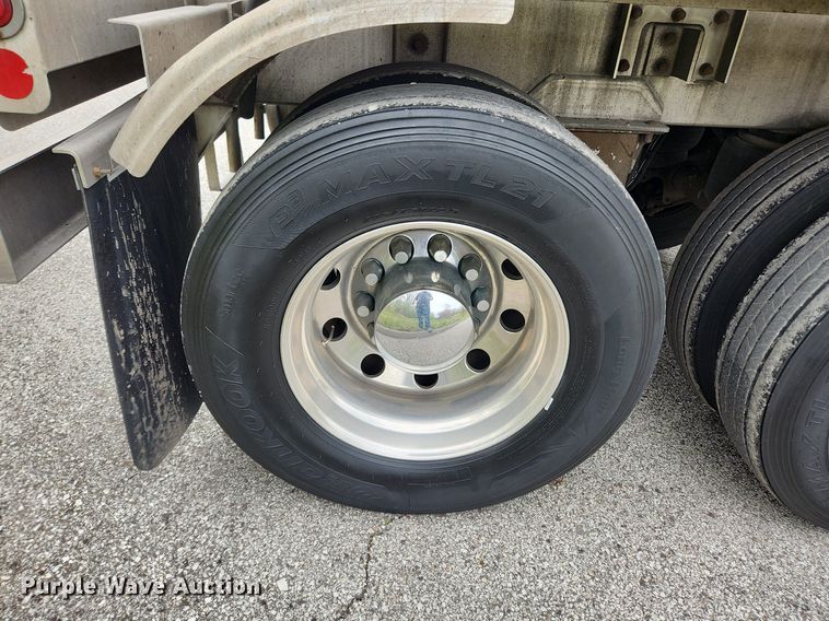 image for item MW9615 2007 LBT TAG-HA2-ESF9500X4DB  tank trailer