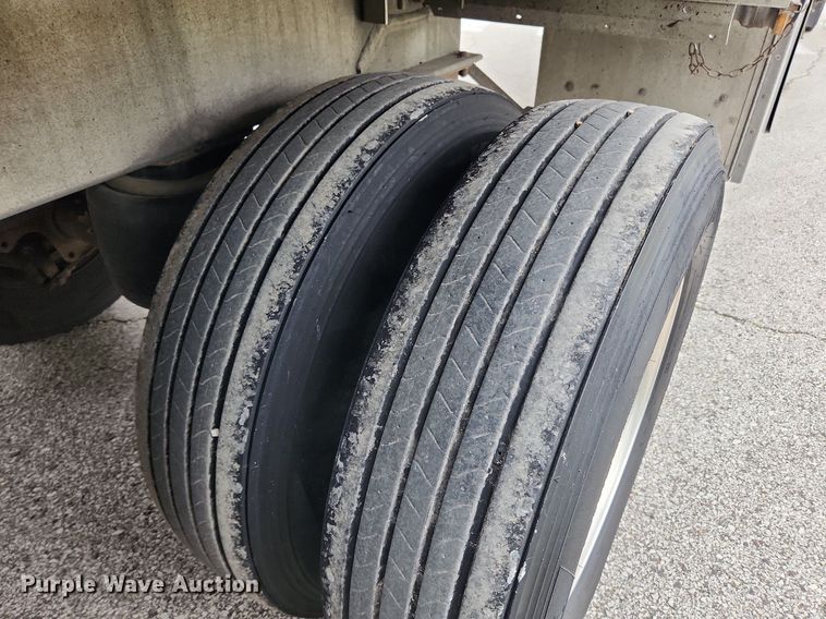 image for item MW9615 2007 LBT TAG-HA2-ESF9500X4DB  tank trailer