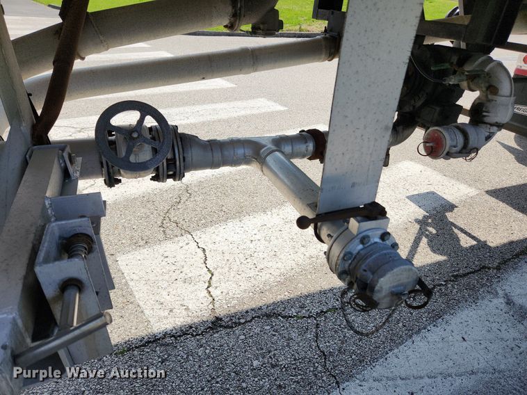 image for item MW9617 1991 Heil  tank trailer