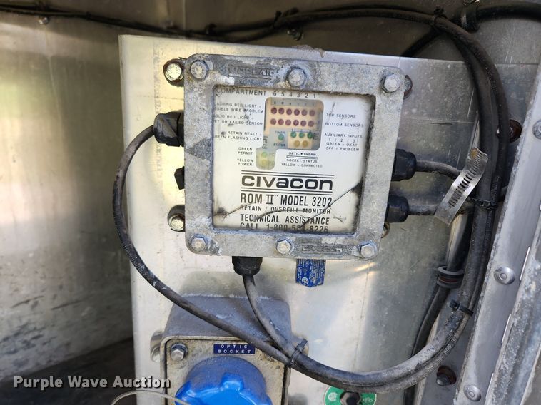 image for item MW9617 1991 Heil  tank trailer