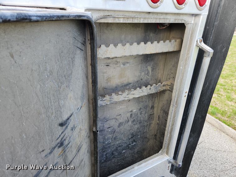 image for item MW9618 2007 Freightliner Coronado  semi truck