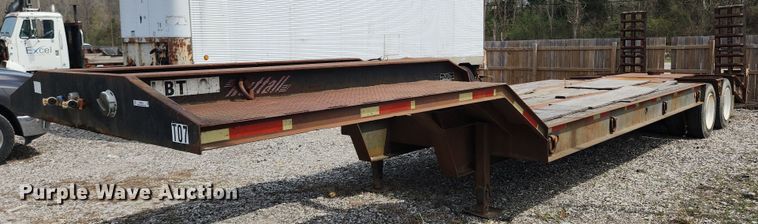 image for item MW9631 1999 Nuttal 235LB  drop deck equipment trailer
