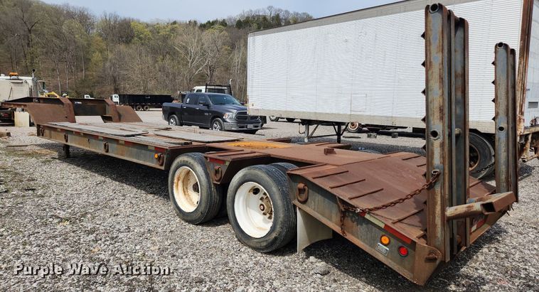 image for item MW9631 1999 Nuttal 235LB  drop deck equipment trailer