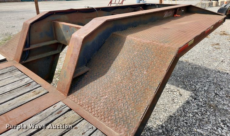 image for item MW9631 1999 Nuttal 235LB  drop deck equipment trailer