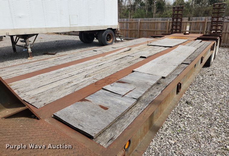 image for item MW9631 1999 Nuttal 235LB  drop deck equipment trailer