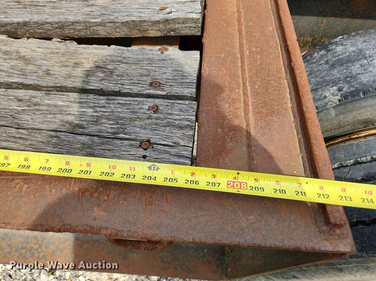 image for item MW9631 1999 Nuttal 235LB  drop deck equipment trailer