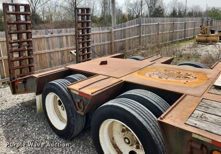 image for item MW9631 1999 Nuttal 235LB  drop deck equipment trailer