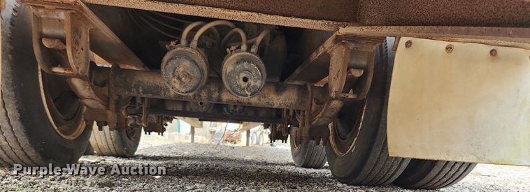 image for item MW9631 1999 Nuttal 235LB  drop deck equipment trailer