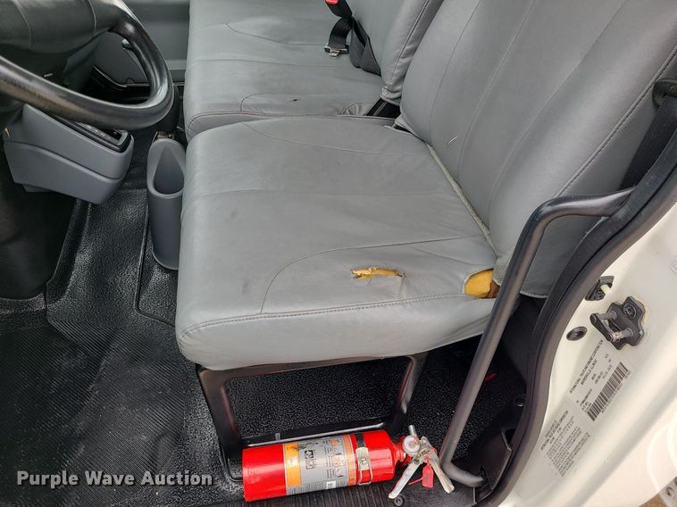 image for item MX9638 2006 International 4300  box truck