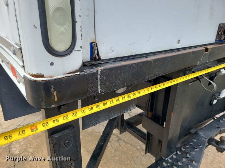 image for item MX9638 2006 International 4300  box truck