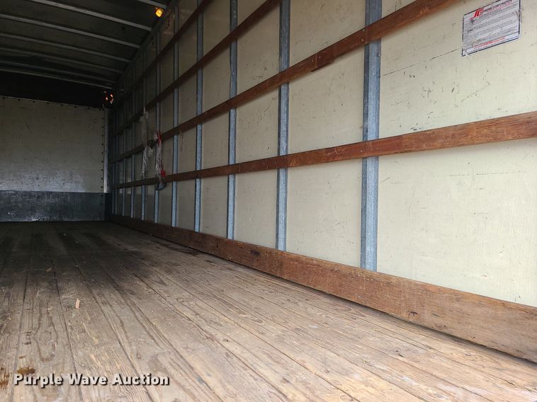 image for item MX9638 2006 International 4300  box truck